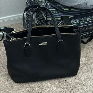 Large over the shoulder tote